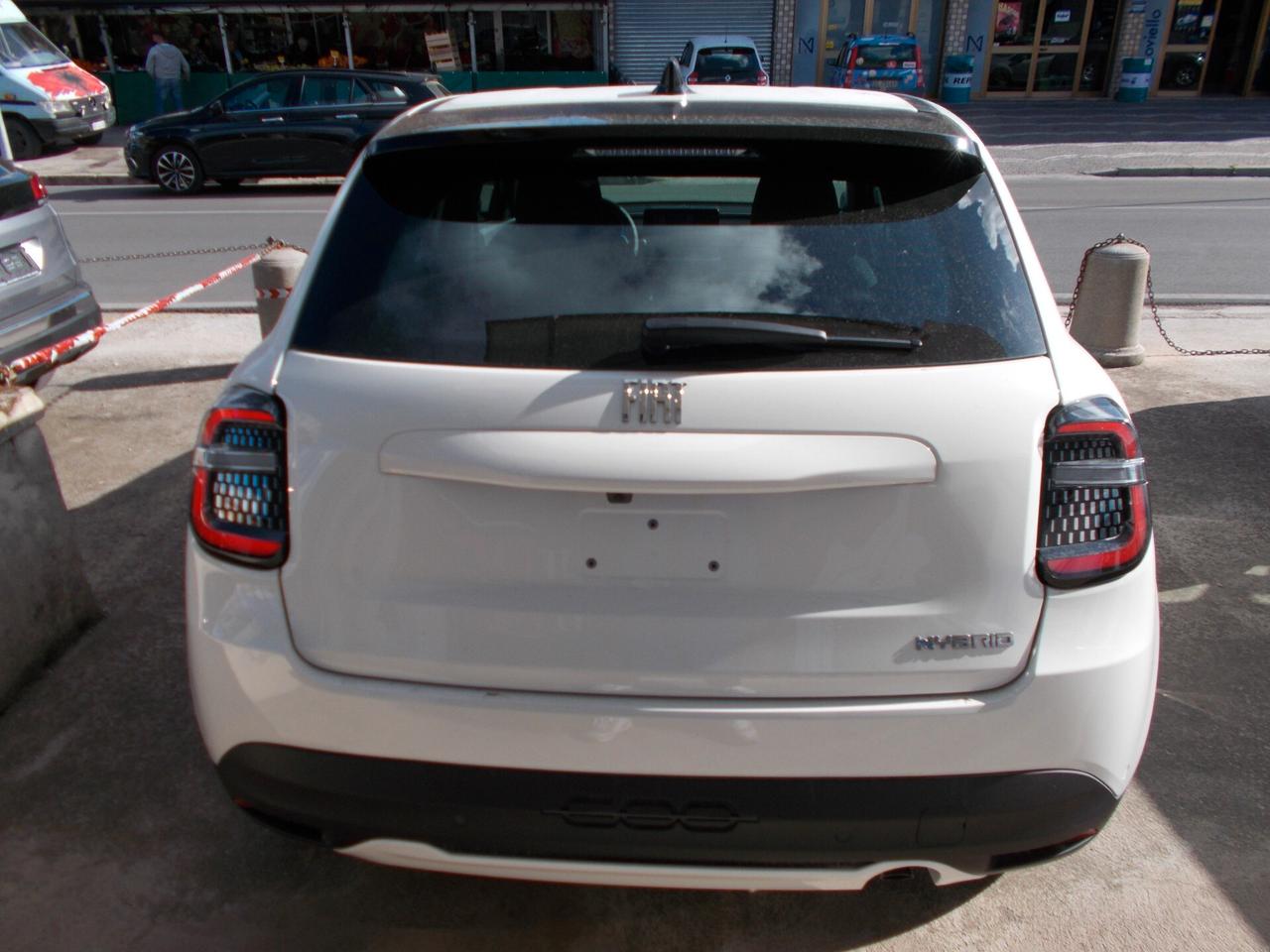 Fiat 600 Hybrid 100 CV DCT MHEV
