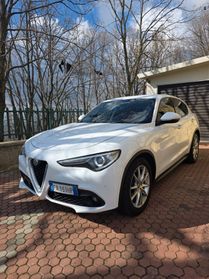 Alfa Romeo Stelvio 2.2 Turbodiesel 190 CV AT8 RWD Executive
