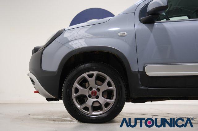 FIAT Panda CROSS 0.9 TWINAIR TURBO S&S 4x4 NEOPATENTATI