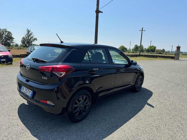 HYUNDAI i20 1.1 CRDi 12V 5 porte Blackline