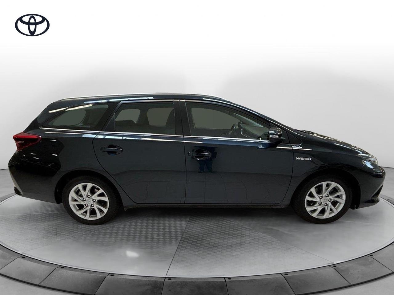 Toyota Auris Touring Sports 1.8h Active cvt