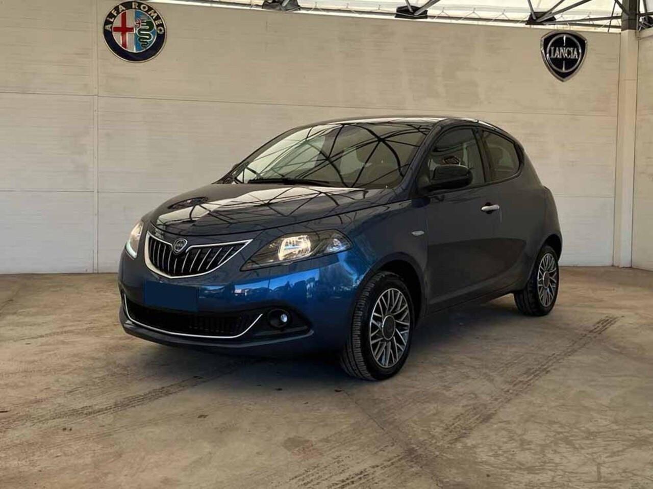 LANCIA Ypsilon III - Ypsilon 1.0 firefly hybrid Gold Plus s&s 70cv