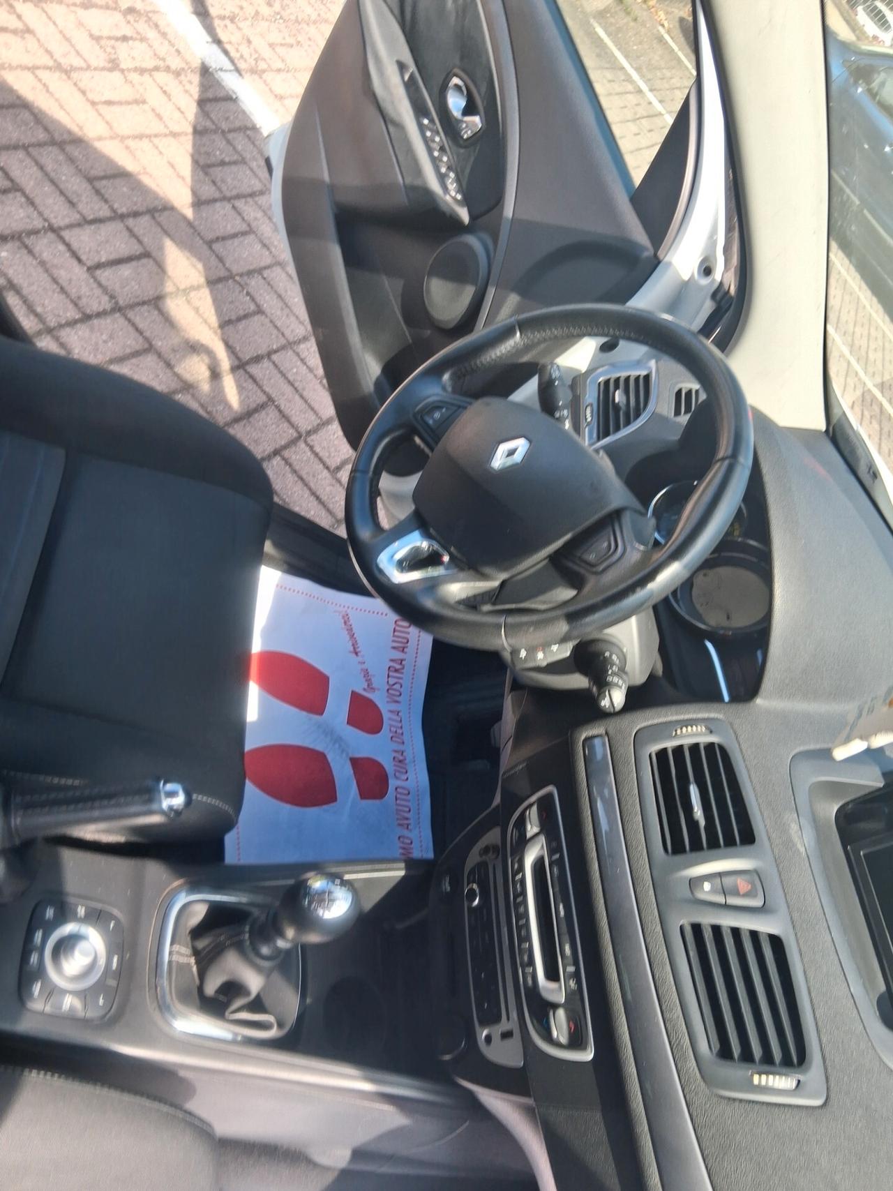CELL 320 147 1147 WUATSAPP 3276540940. Megane Mégane 1.5 dCi 95CV SporTour Limited