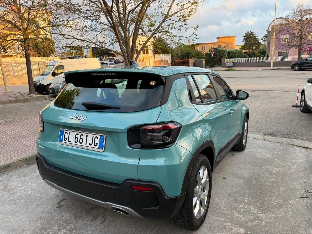 Jeep AVENGER TURBO KM. 35.000 08/2023