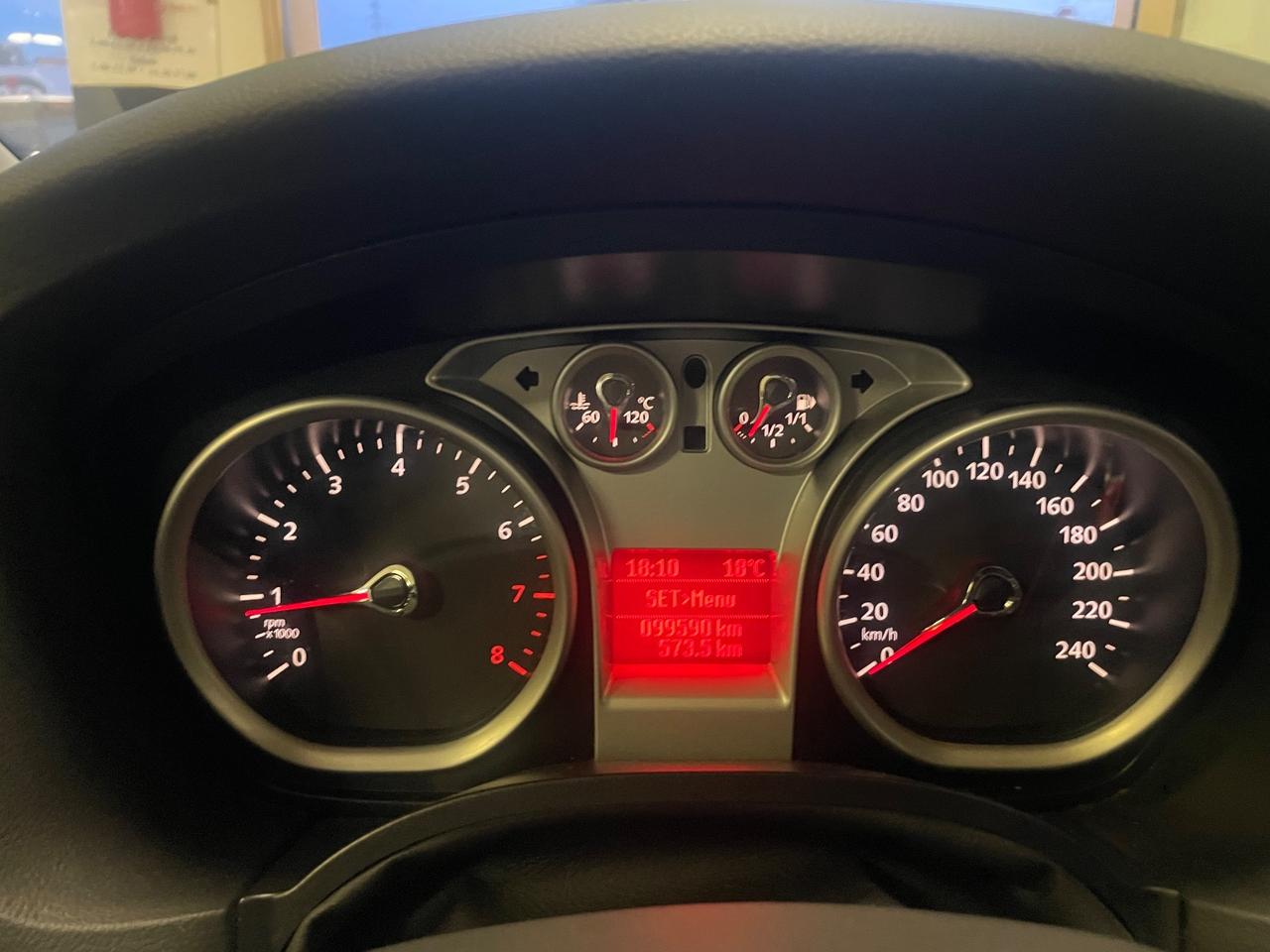 Ford Focus 1.6 (100CV) 5p. GHIA - Nessun vincolo -