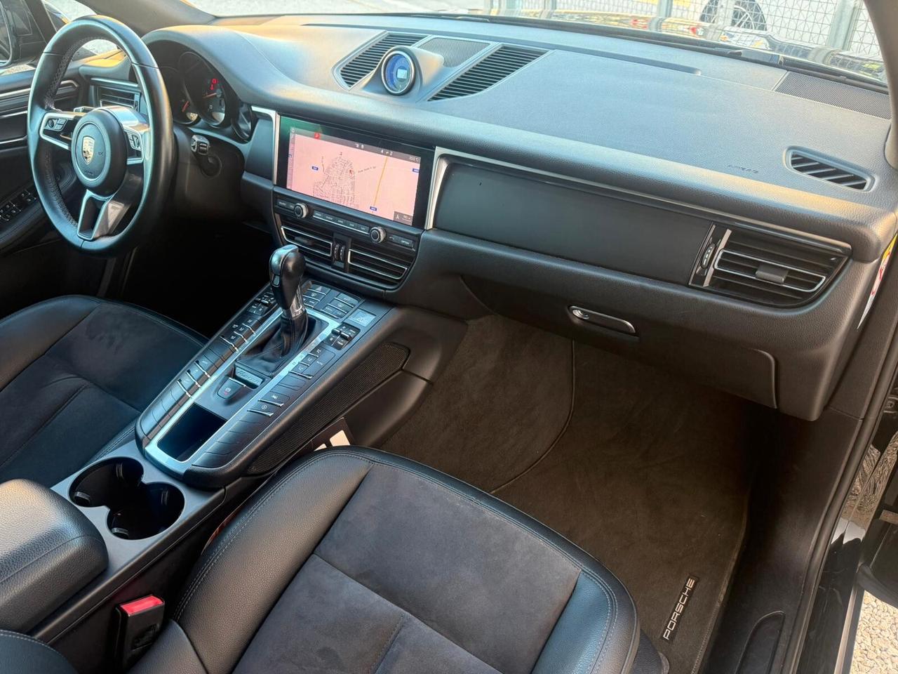 Porsche Macan 2.0 245cv