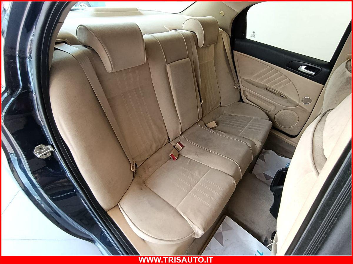 ALFA ROMEO 159 1.9 JTDm Distinctive (ANDROID AUTO)