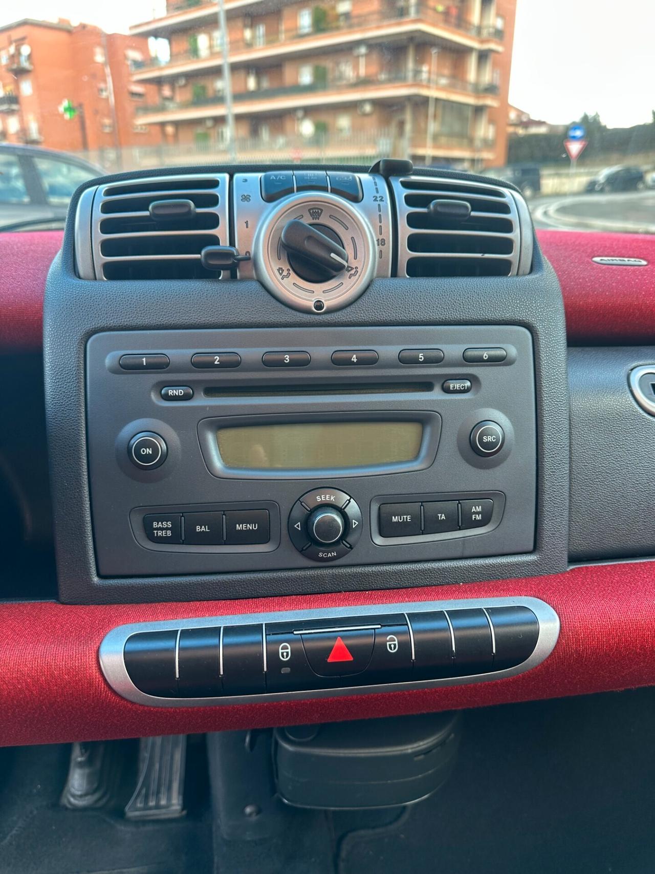 Smart 451 (MOTORE E FRIZIONE NUOVI CON FATTURA)