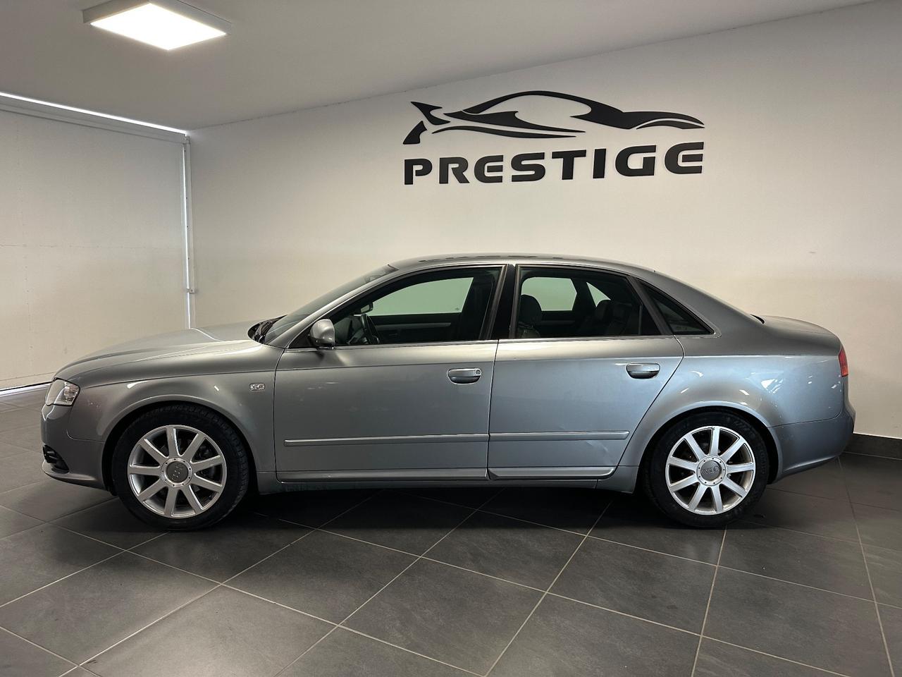 AUDI A4 BERLINA 1.9 S-LINE 116CV UNIPRO PRONTA CONSEGNA
