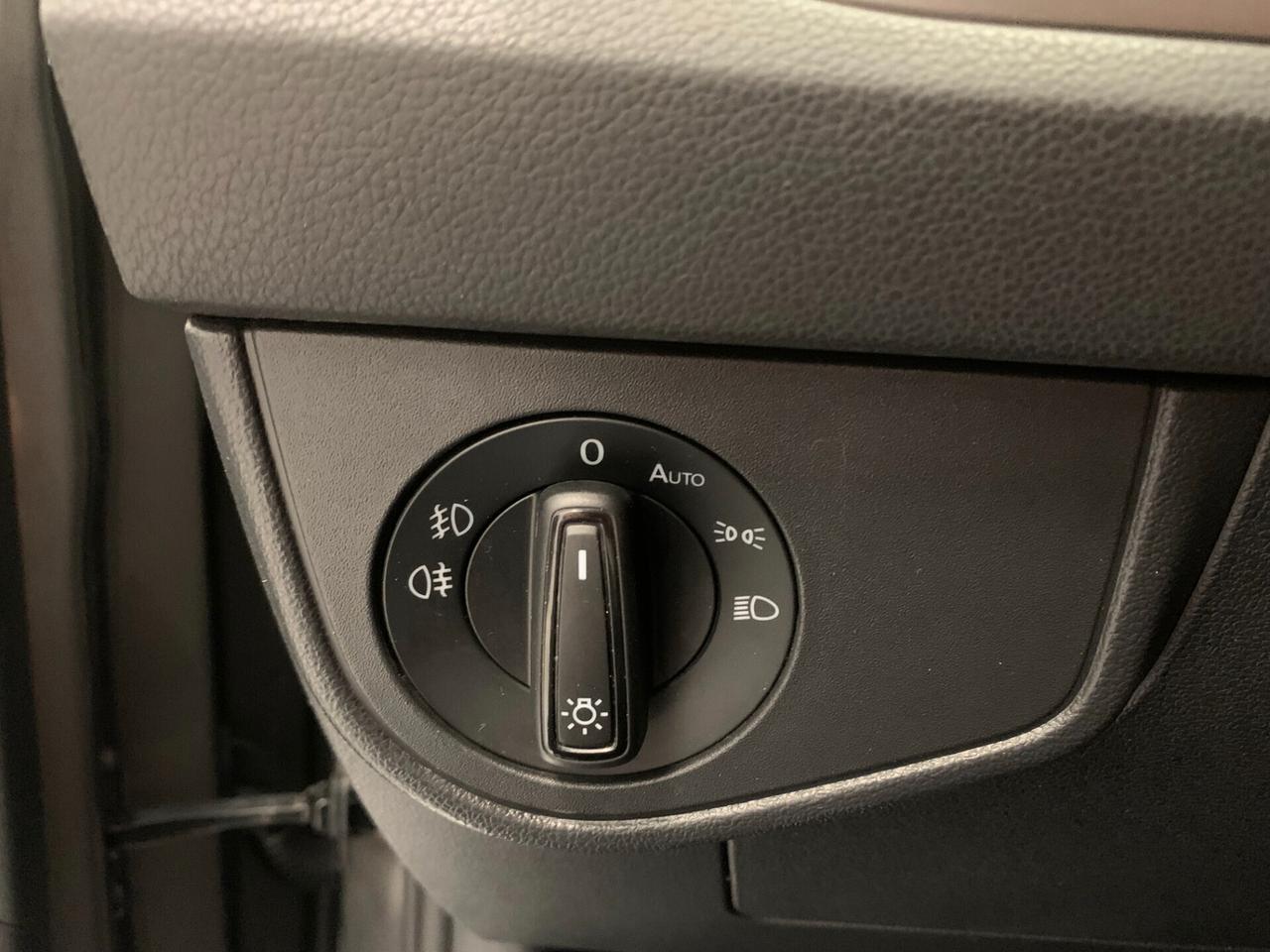VOLKSWAGEN POLO 1.0 B/MET. - OK NEOPATENTATI
