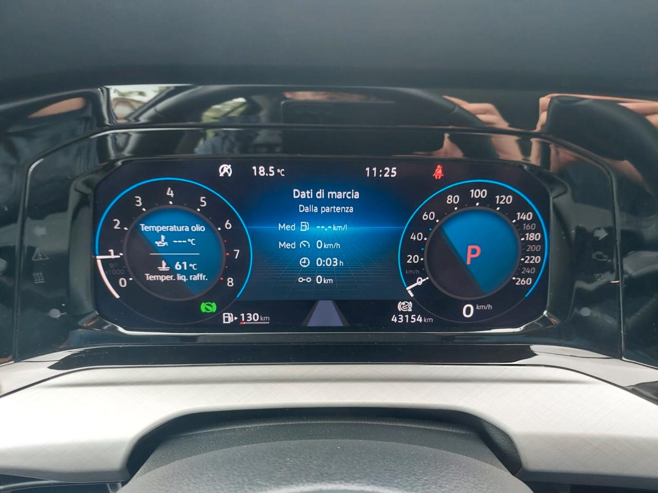 VOLKSWAGEN Golf 1.0 eTSI EVO DSG Life - 2023