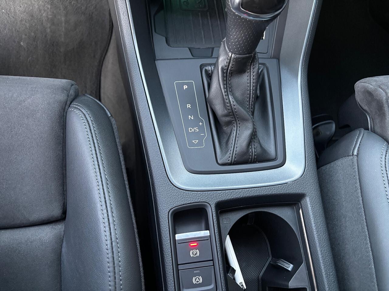 Audi Q3 RS Q3 quattro S tronic