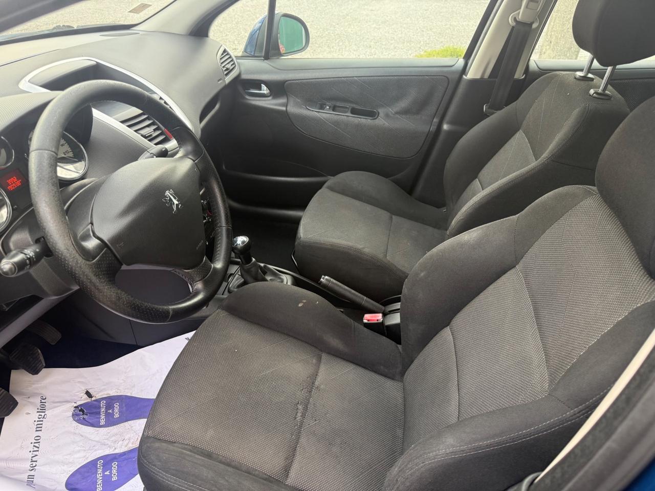 Peugeot 207 - 1.4 5p.