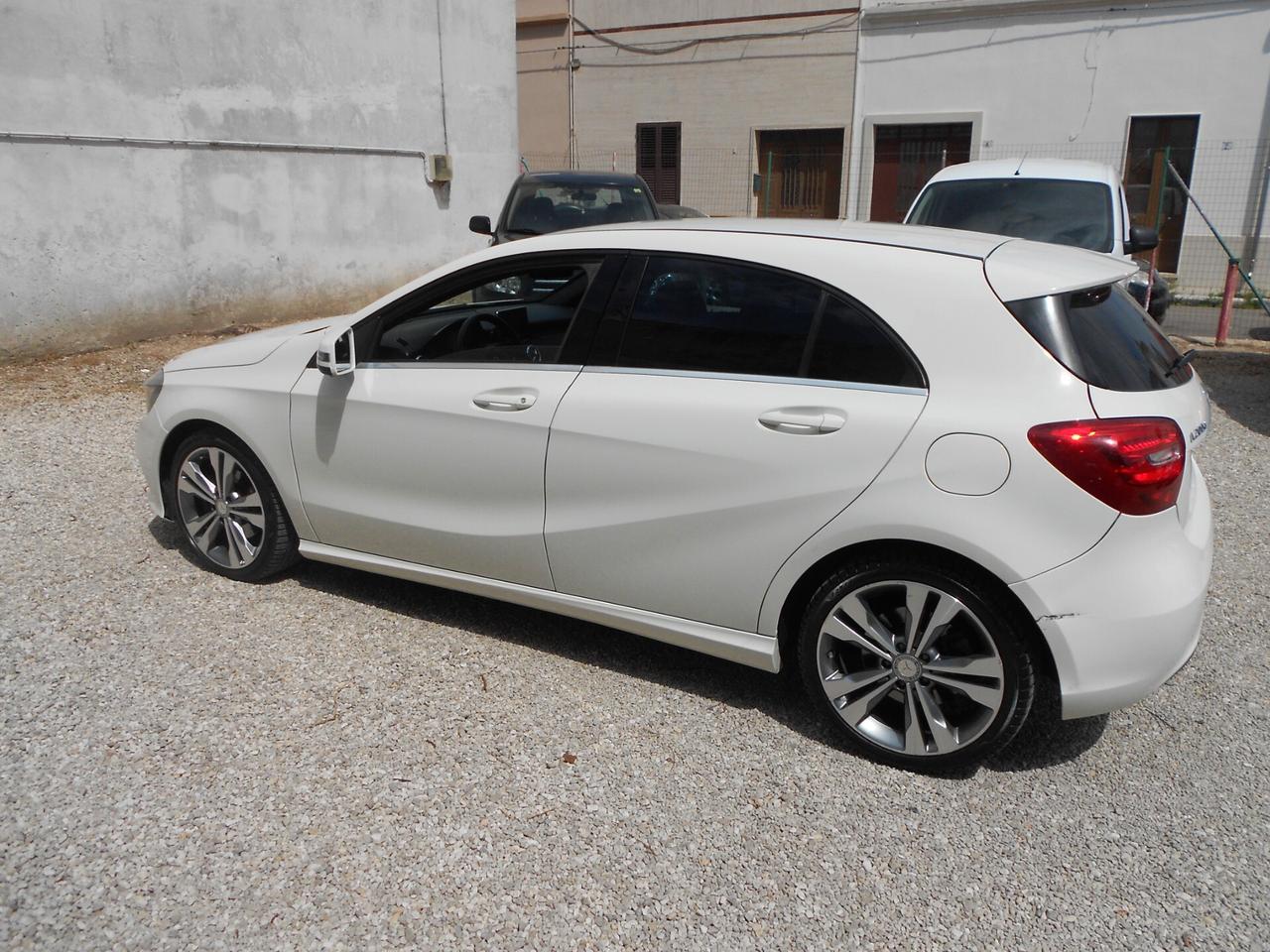 Mercedes-benz A 200 d Automatic 4Matic Sport
