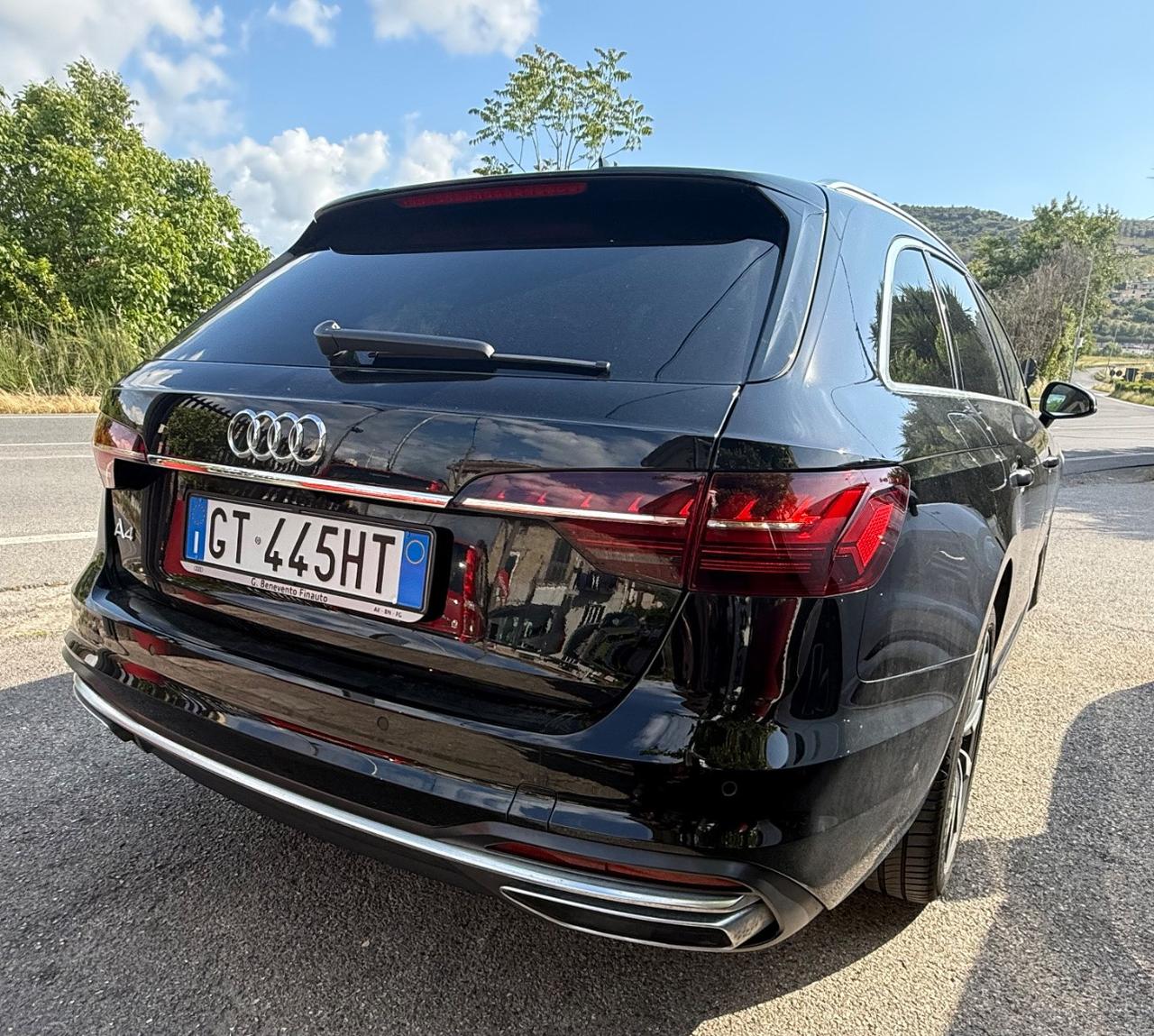 Audi A4 Avant 35 2.0 tdi mhev Business Advanced 163cv s-tronic
