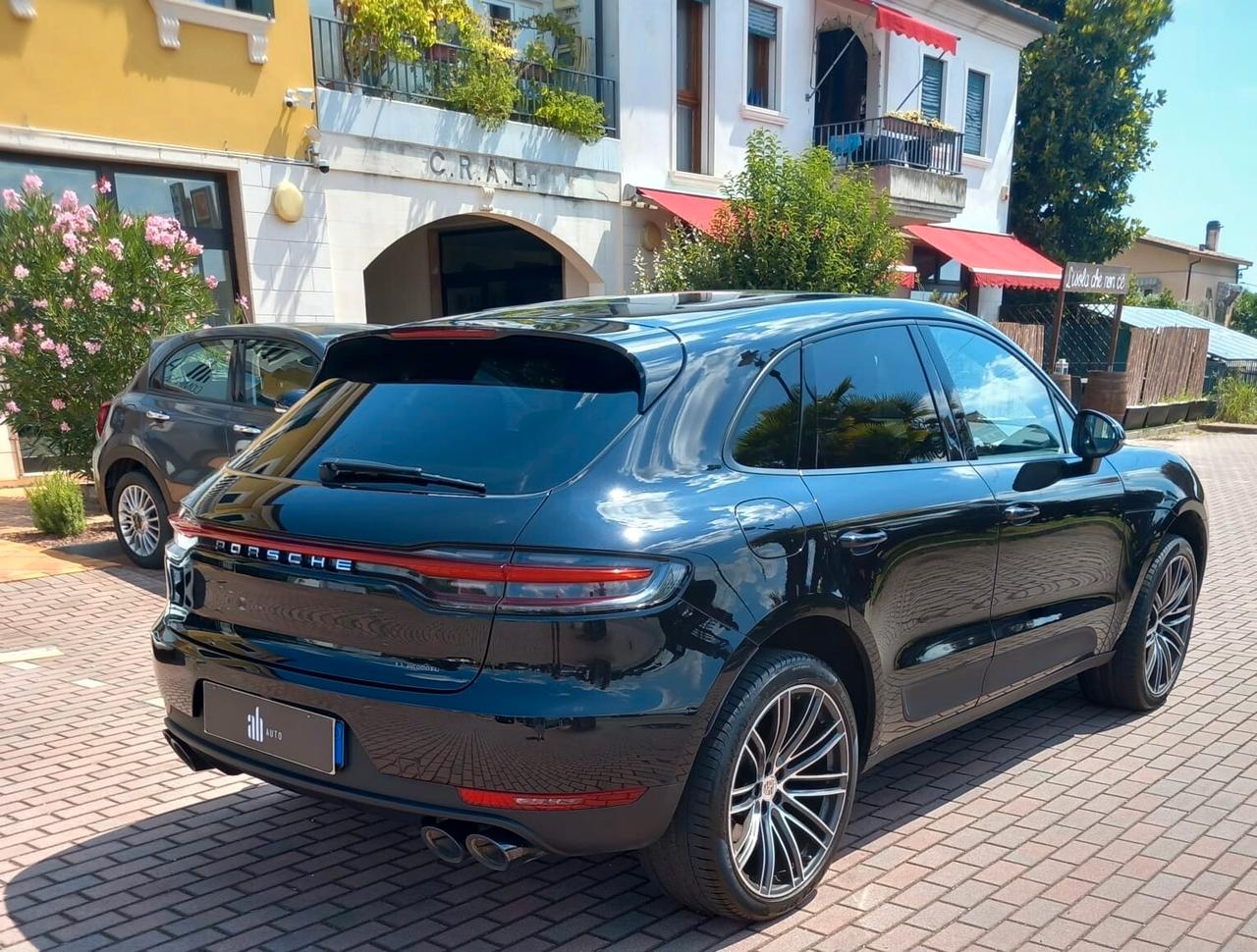 Porsche Macan 2.0