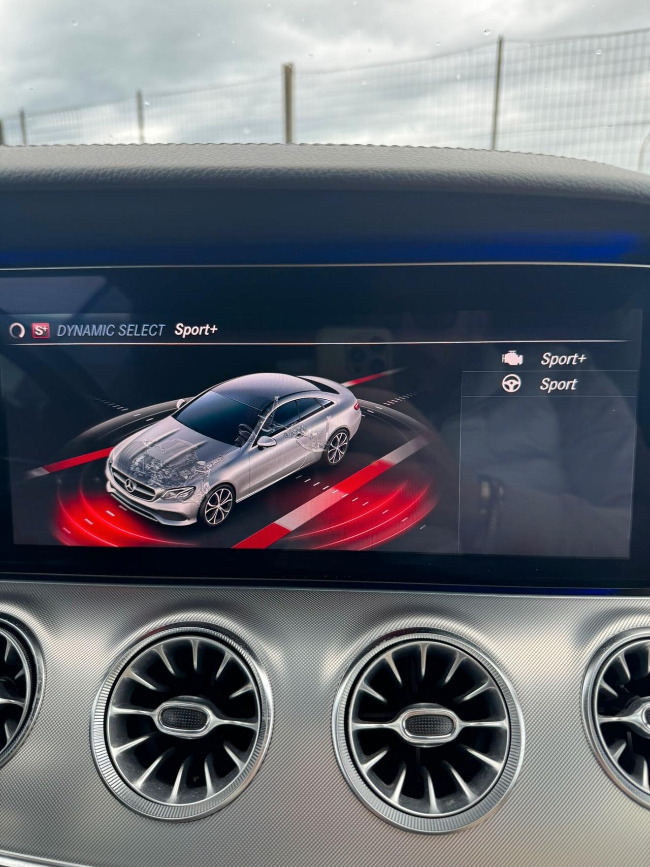 Mercedes-benz E 220 d Auto Premium Plus