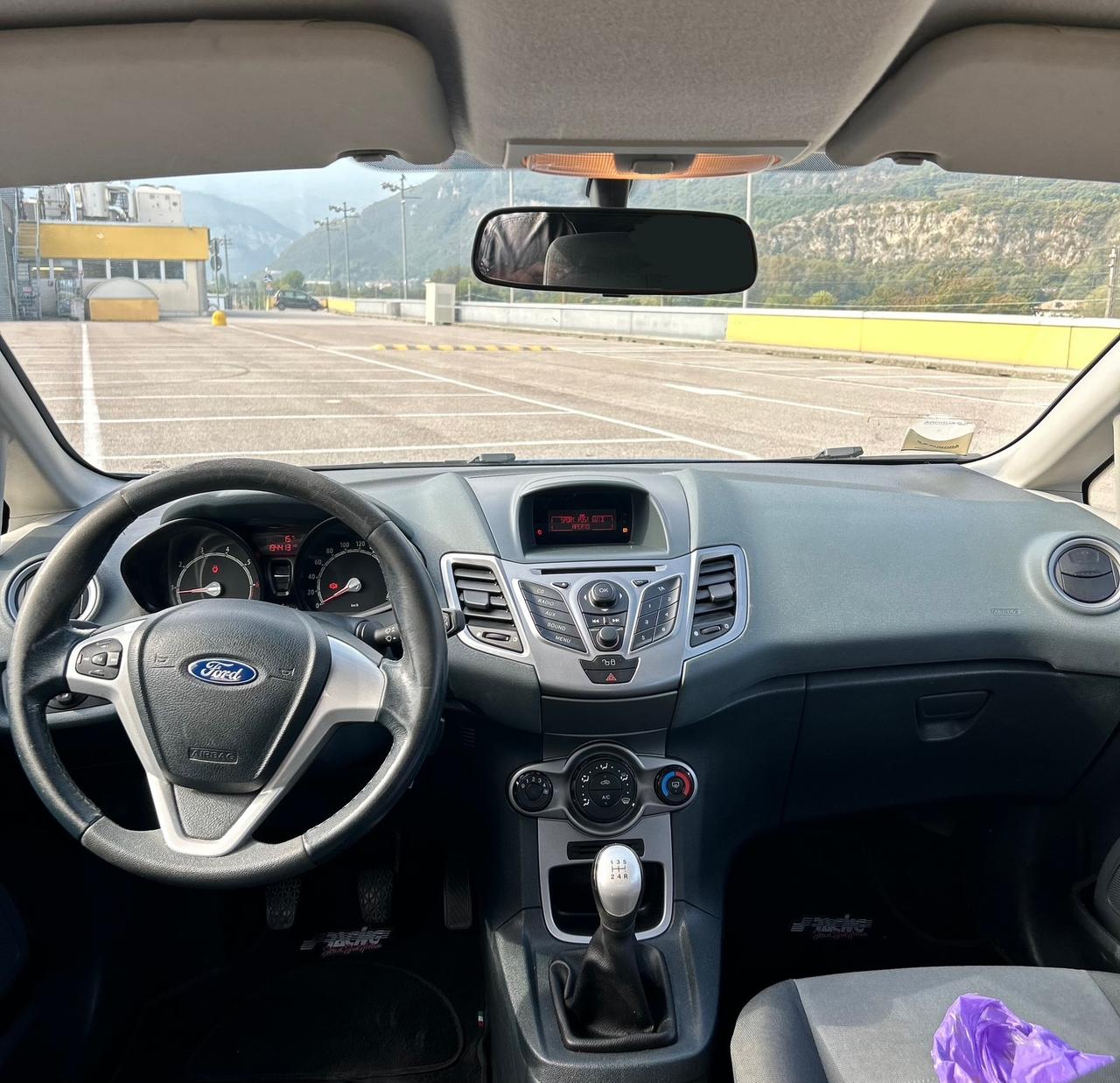 Ford Fiesta 1.2 82CV 5p Titanium Neopatentati 2009