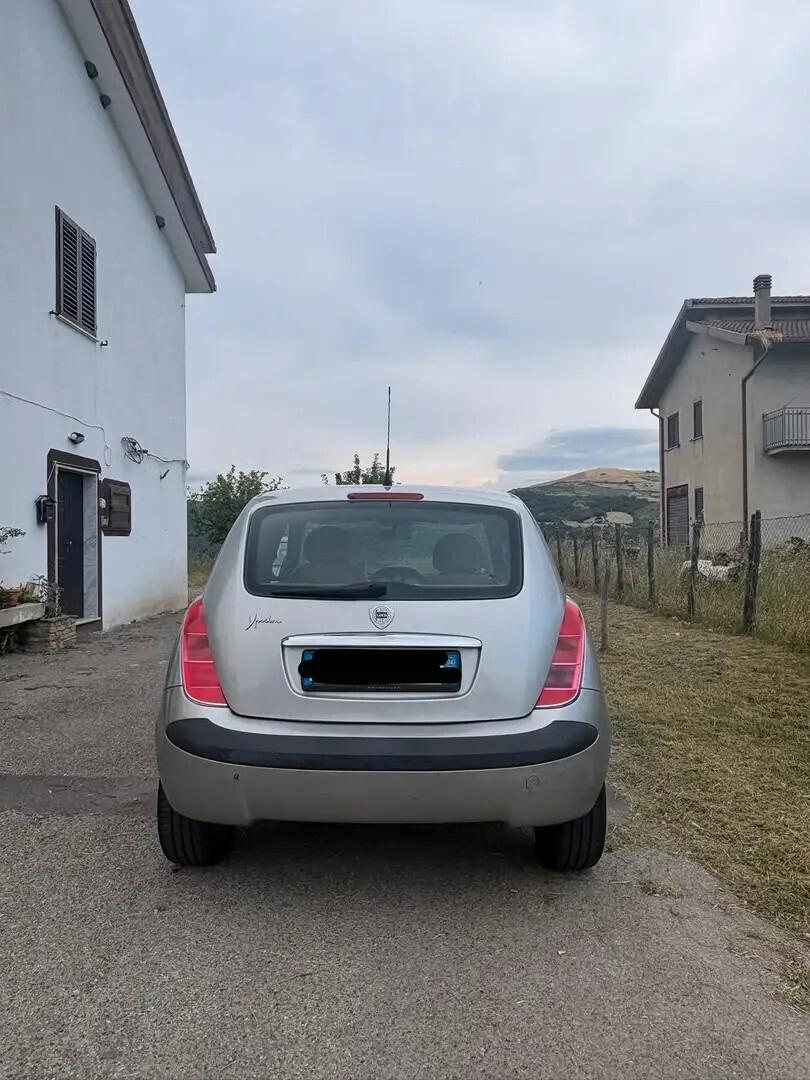 Lancia Ypsilon 1.2