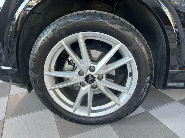 Audi Q2 30 TFSI Business Advanced