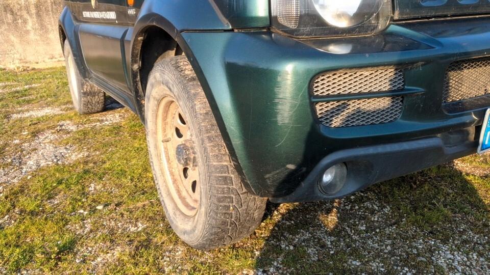 Suzuki Jimny 1.5 DDiS 86CV 4x4 JLX