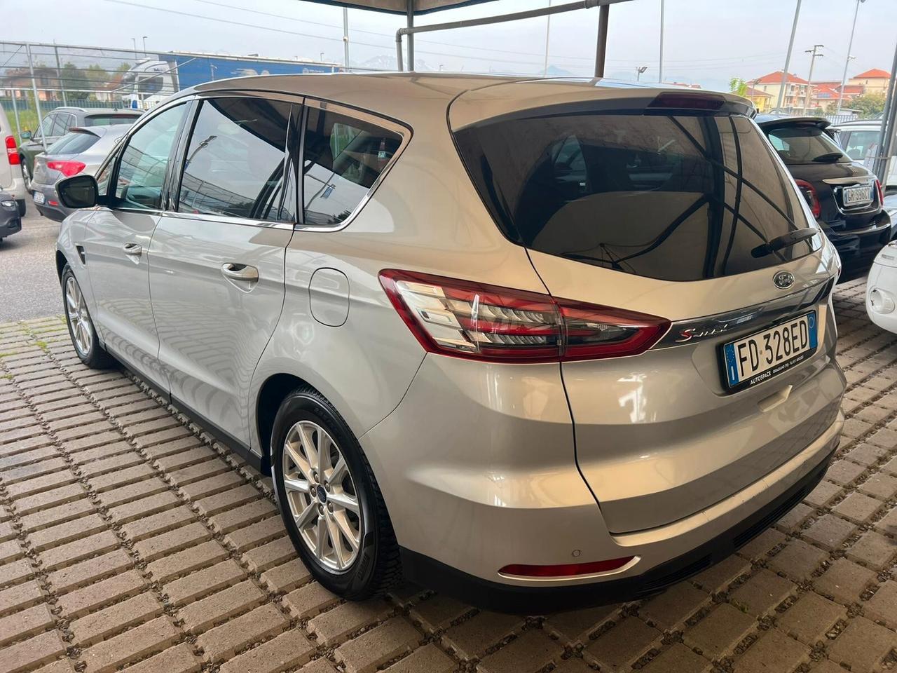 Ford S-Max 2.0 TDCi 150CV S&S Powershift 7p.ti Titanium Business