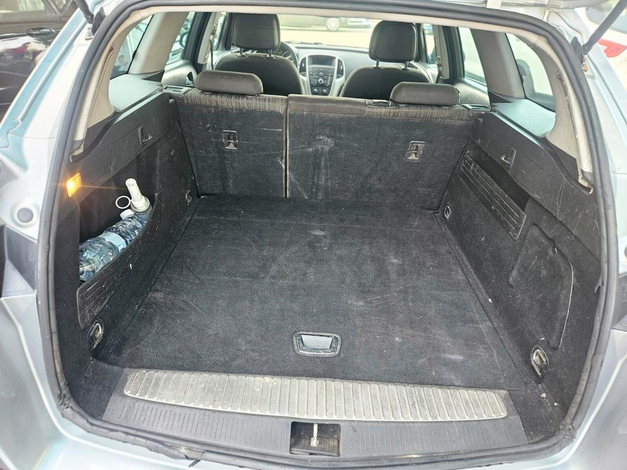 Opel Astra 1.7 CDTI 110CV Sports Tourer Cosmo