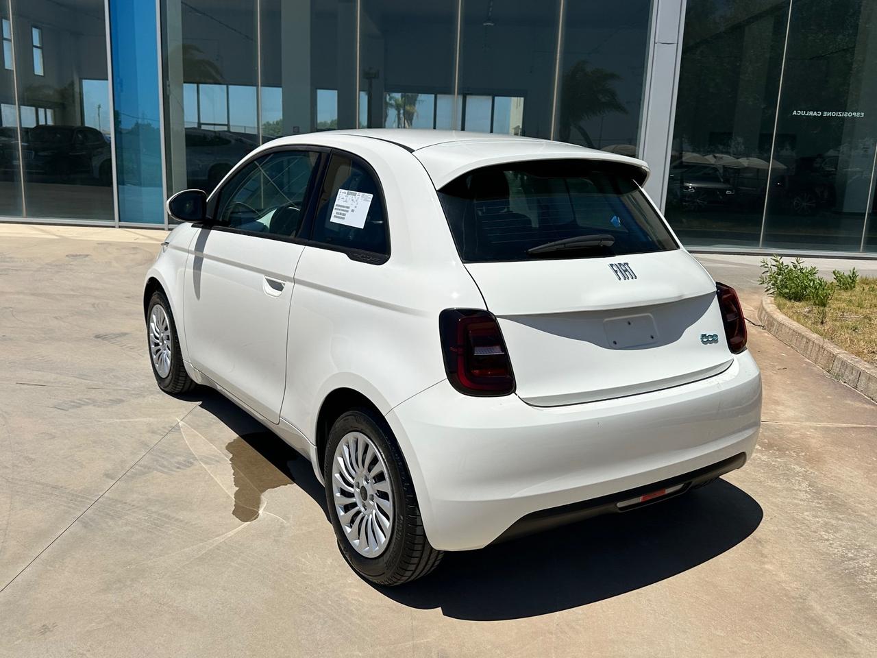 Fiat 500e Bev offerta T-Stock prezzo imperdibile