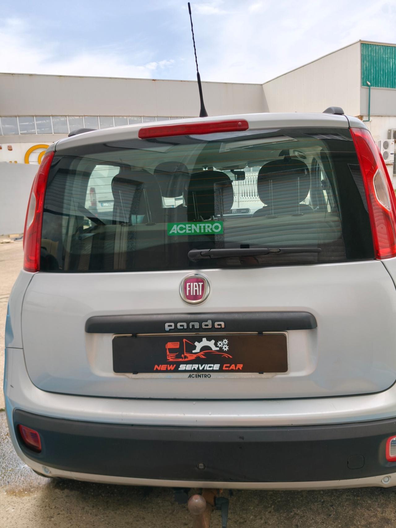 Fiat Panda 1.2 benzina con gancio traino