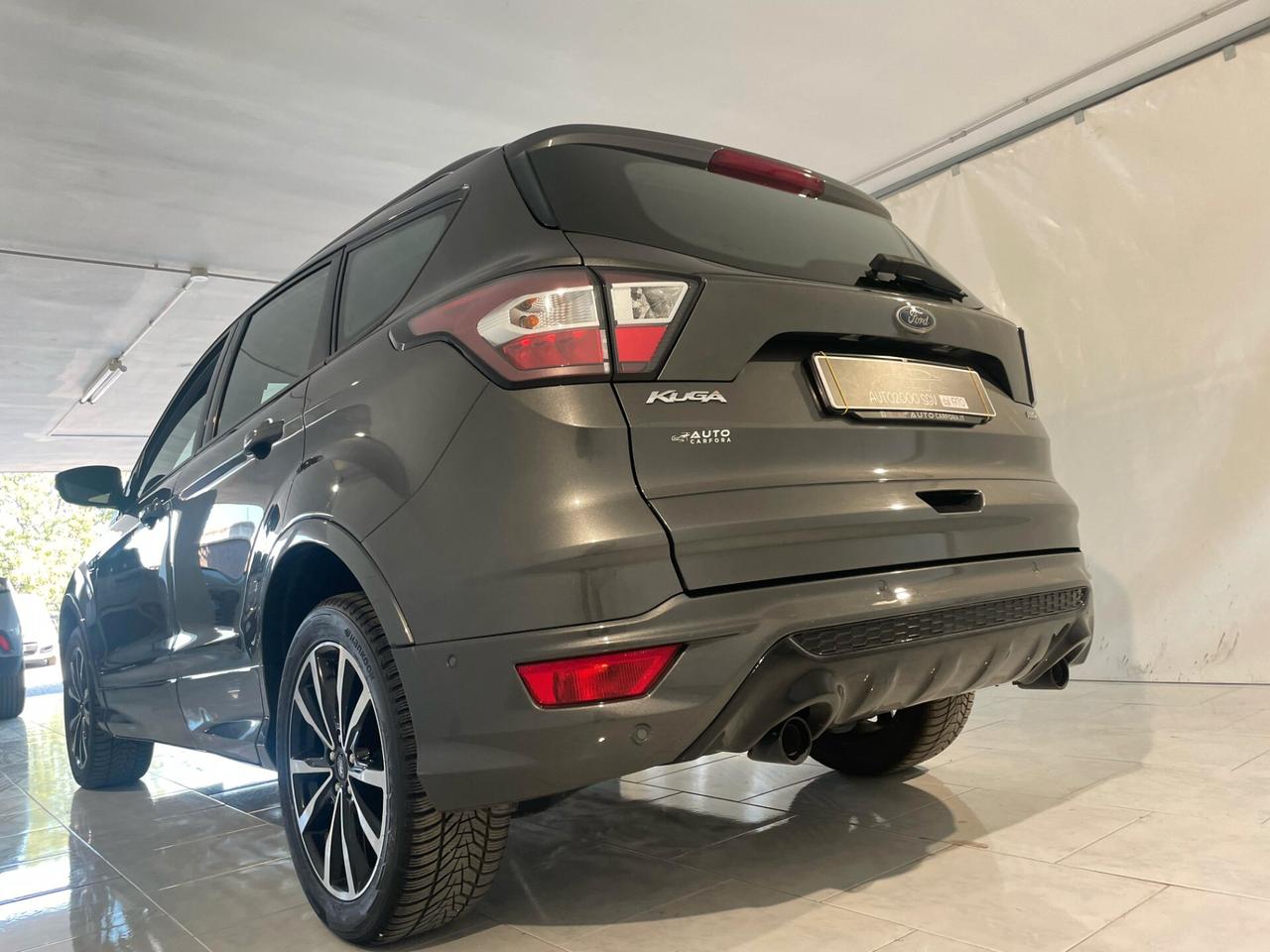 Ford Kuga 2.0 TDCI 150 CV S&S 4WD Powershift ST-Line