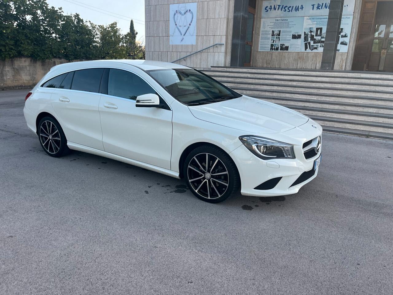 Mercedes-benz CLA 200 CDI Automatic Sport Km 99.00