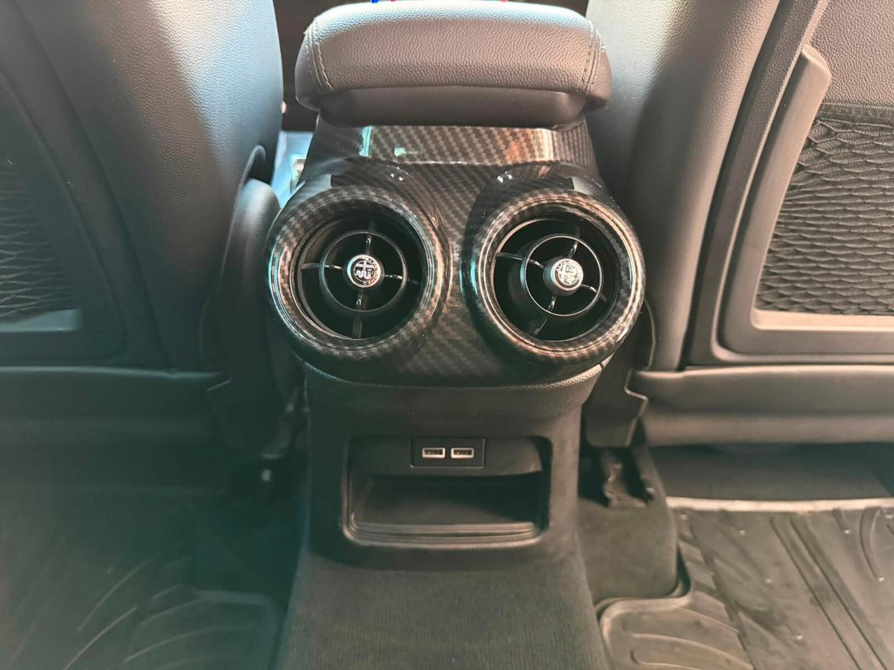Alfa Romeo Stelvio 2.2 210 CV AT8 Q4 Veloce