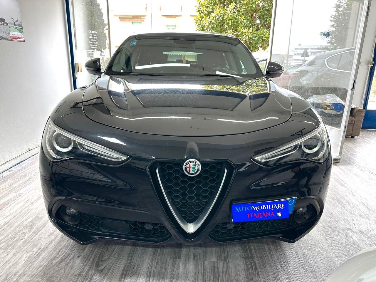 Alfa Romeo Stelvio 2.2 Turbodiesel 180 CV AT8 RWD Super