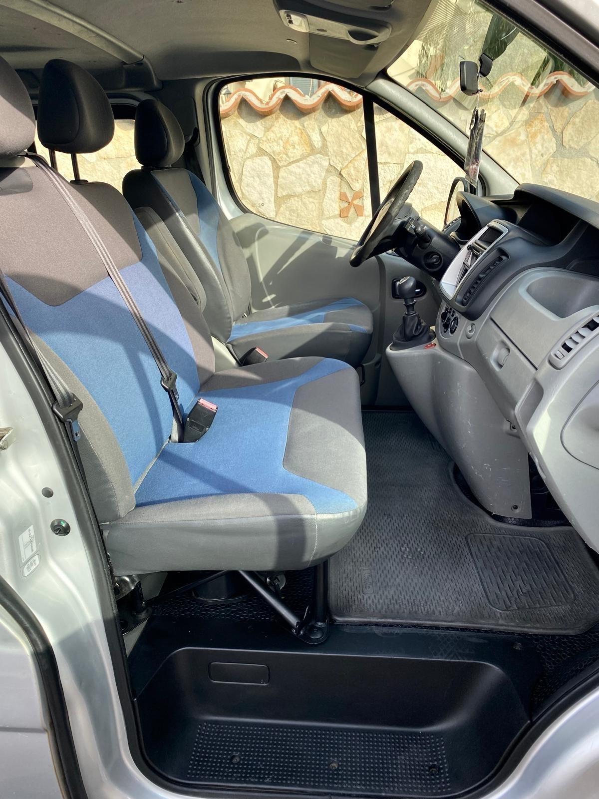 Renault Trafic 2.2 Cv 114 pulmino 6 posti Autocarro