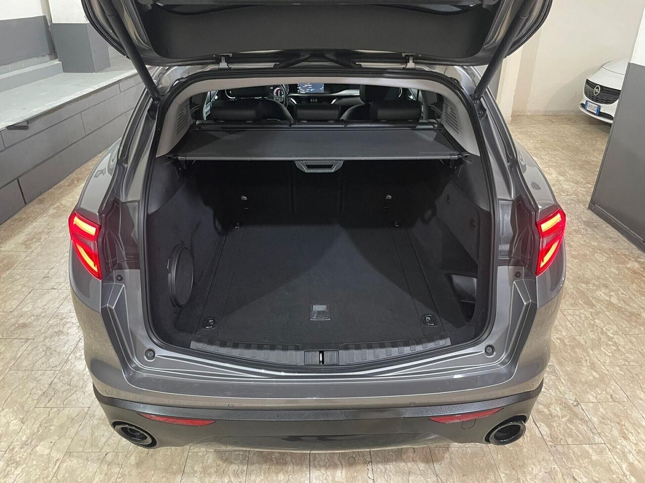 Alfa Romeo Stelvio 2.2 Turbodiesel 190 CV AT8 Q4 Sprint