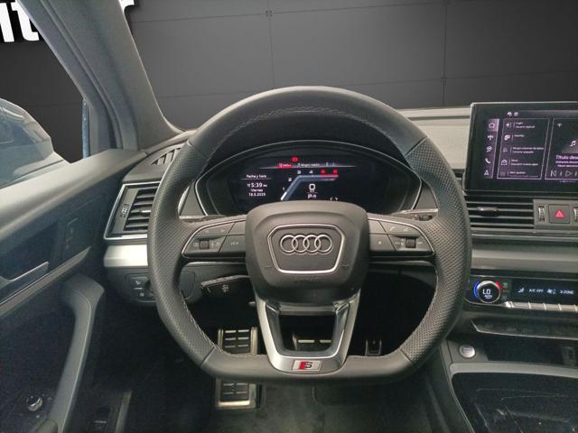 AUDI Q5 40 TDI 204 CV quattro S tronic Identity Black