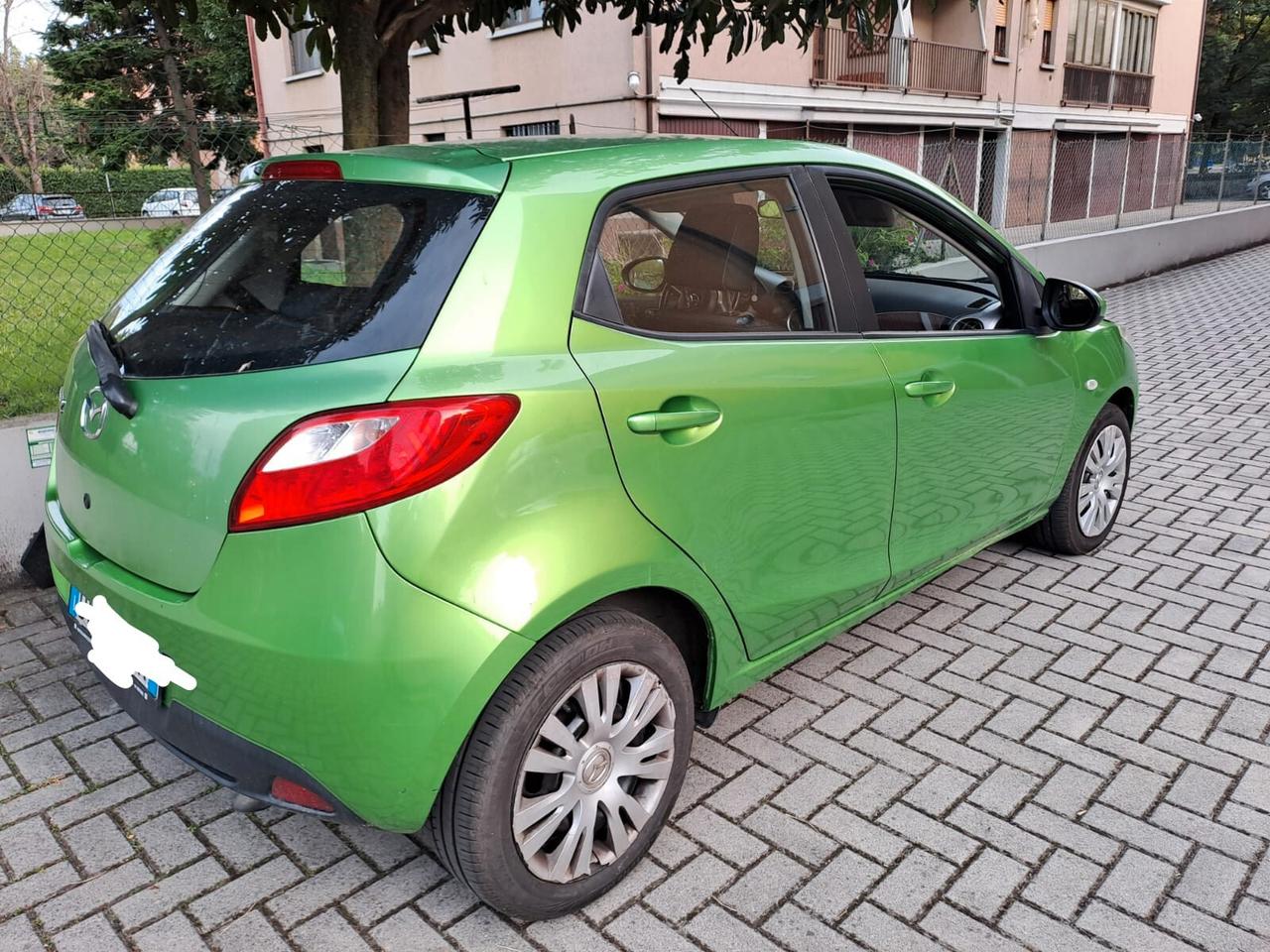 Mazda 2 diesel OK NEOPATENTATI