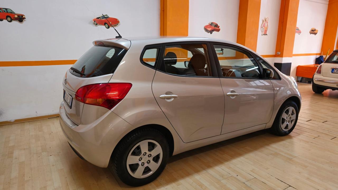 KIA VENGA 1.4 BENZINA EURO 5 NEOPATENTATI