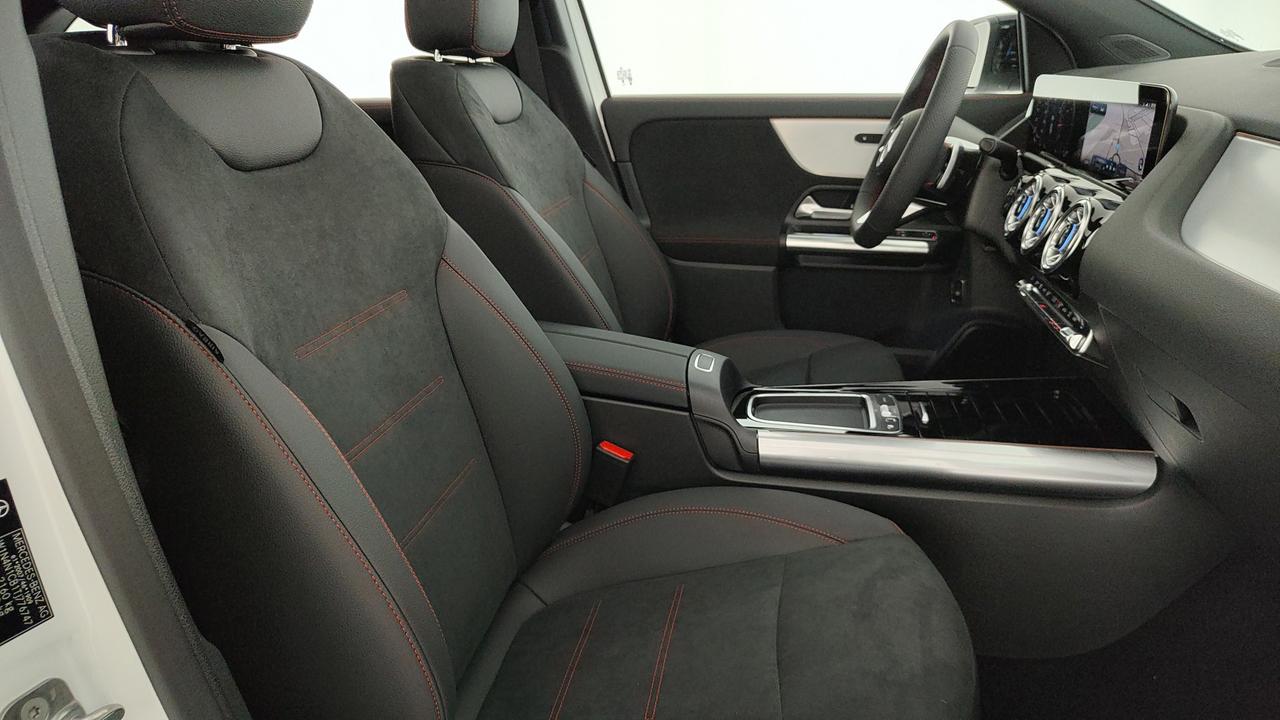 Mercedes-Benz GLA 200 d automatic