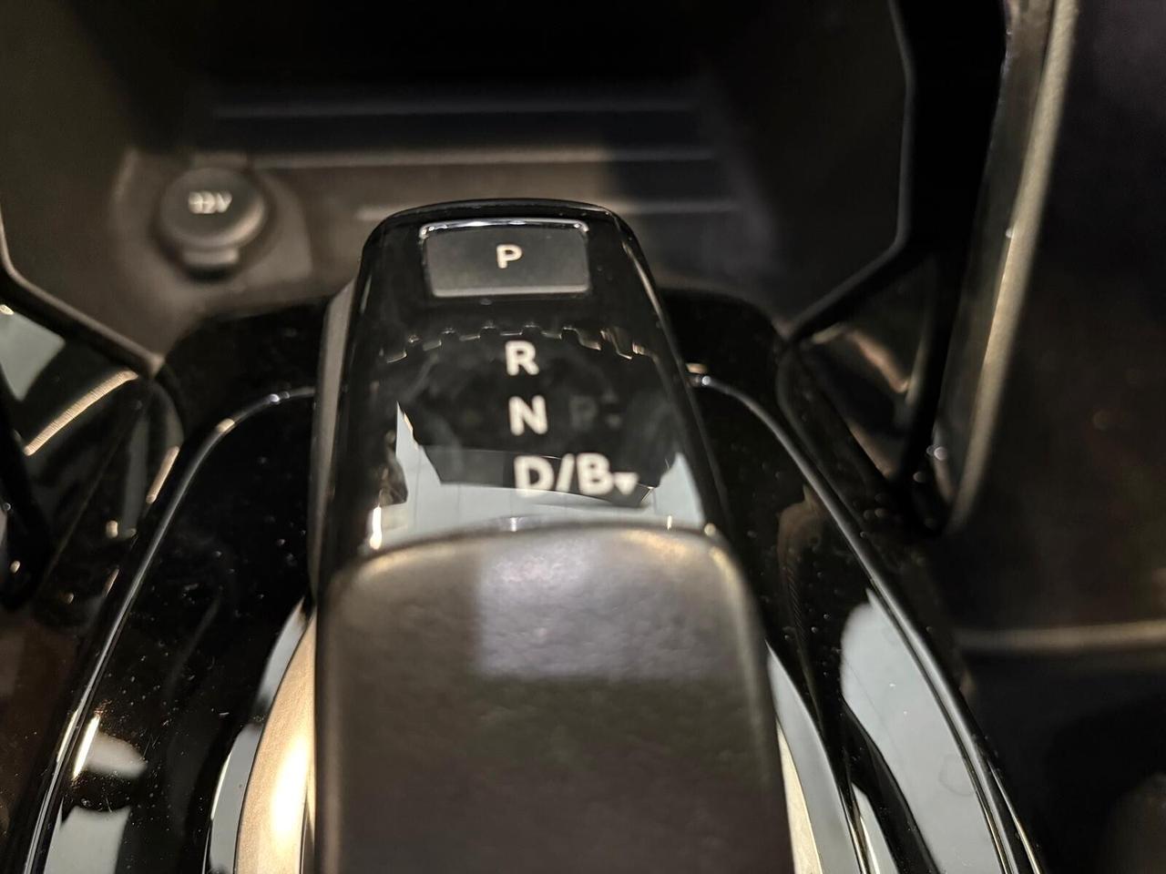 Peugeot 208 GT Line motore elettrico 5 porte SPOTICAR