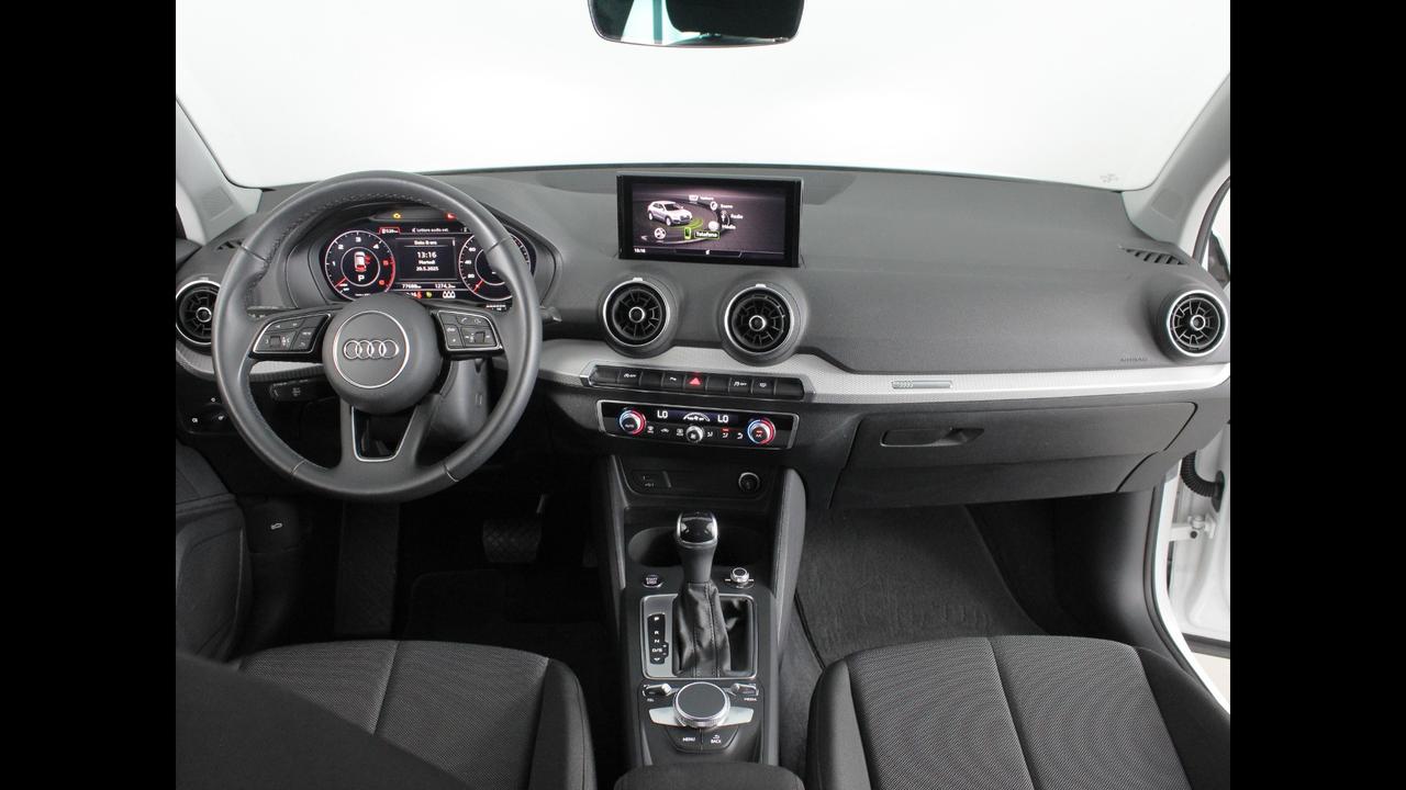 AUDI Q2 I 2021 - Q2 35 2.0 tdi Admired s-tronic