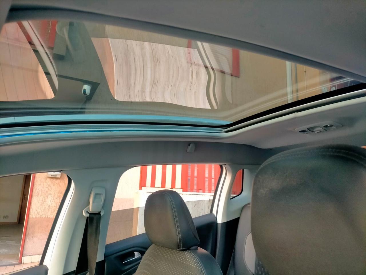 Peugeot 2008 BlueHDi 100 Allure
