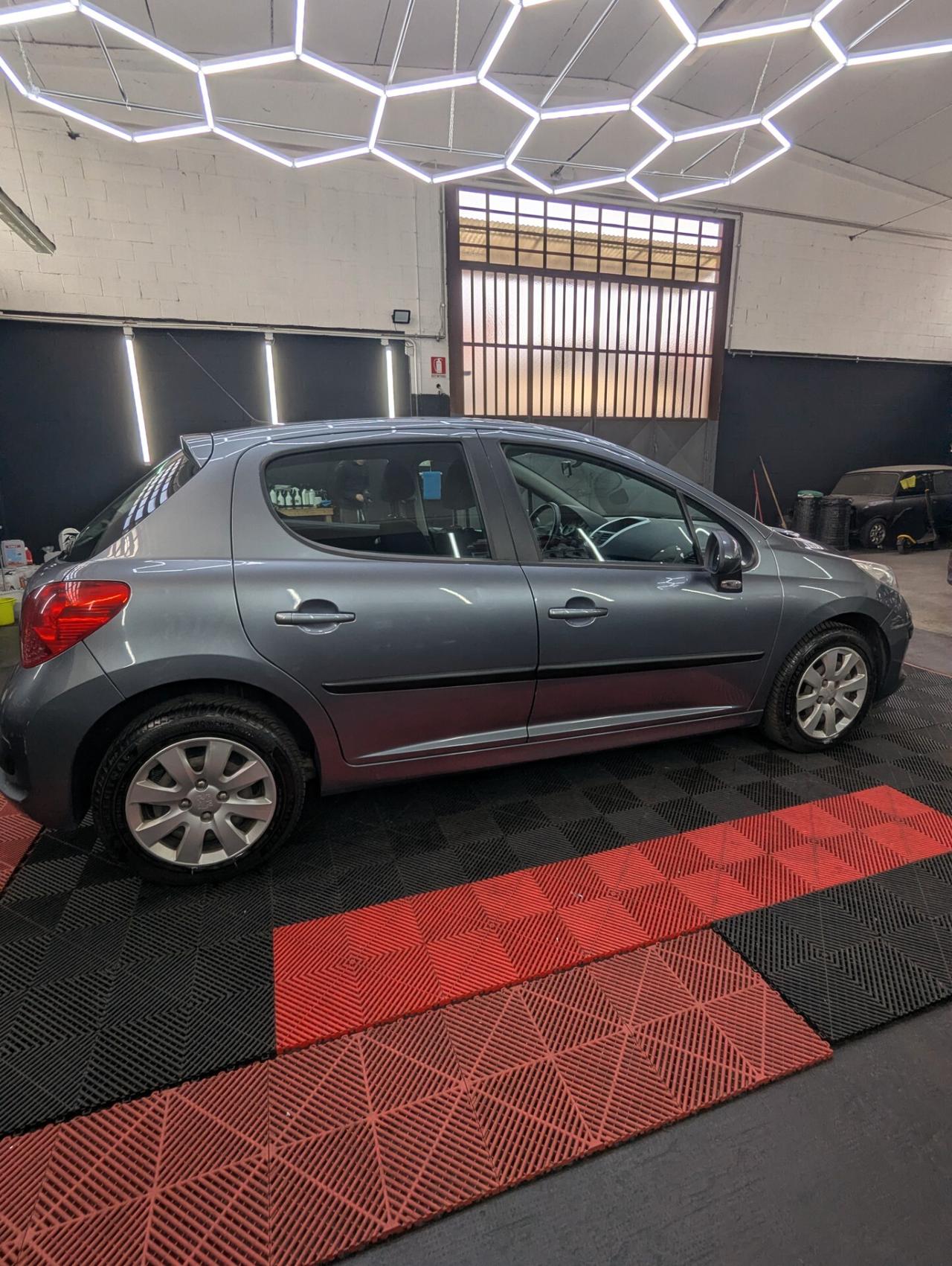 Peugeot 207 GPL