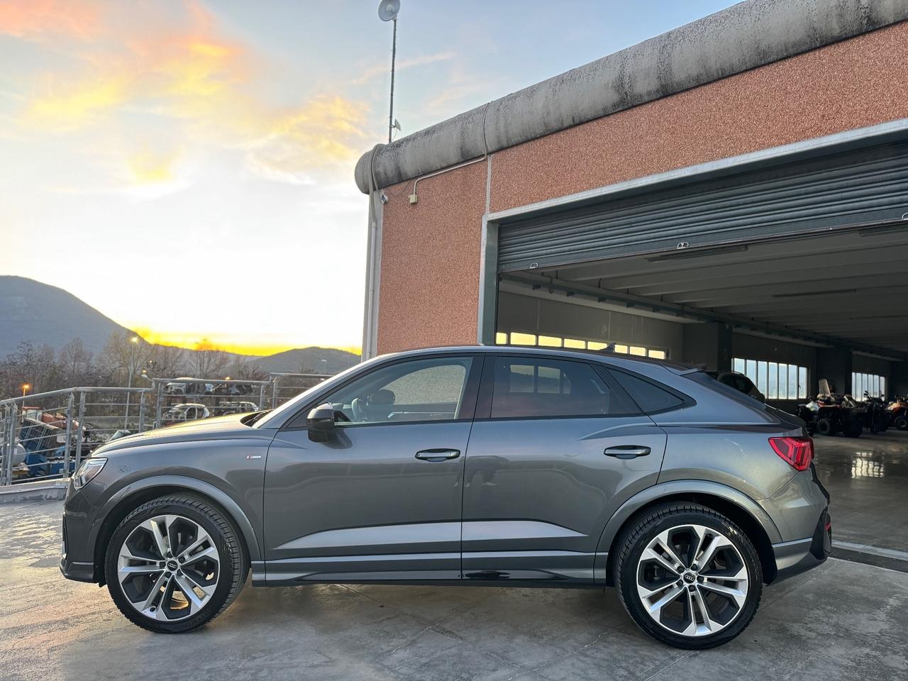 Audi Q3 SPORTBACK 35 TDI S tronic line edition