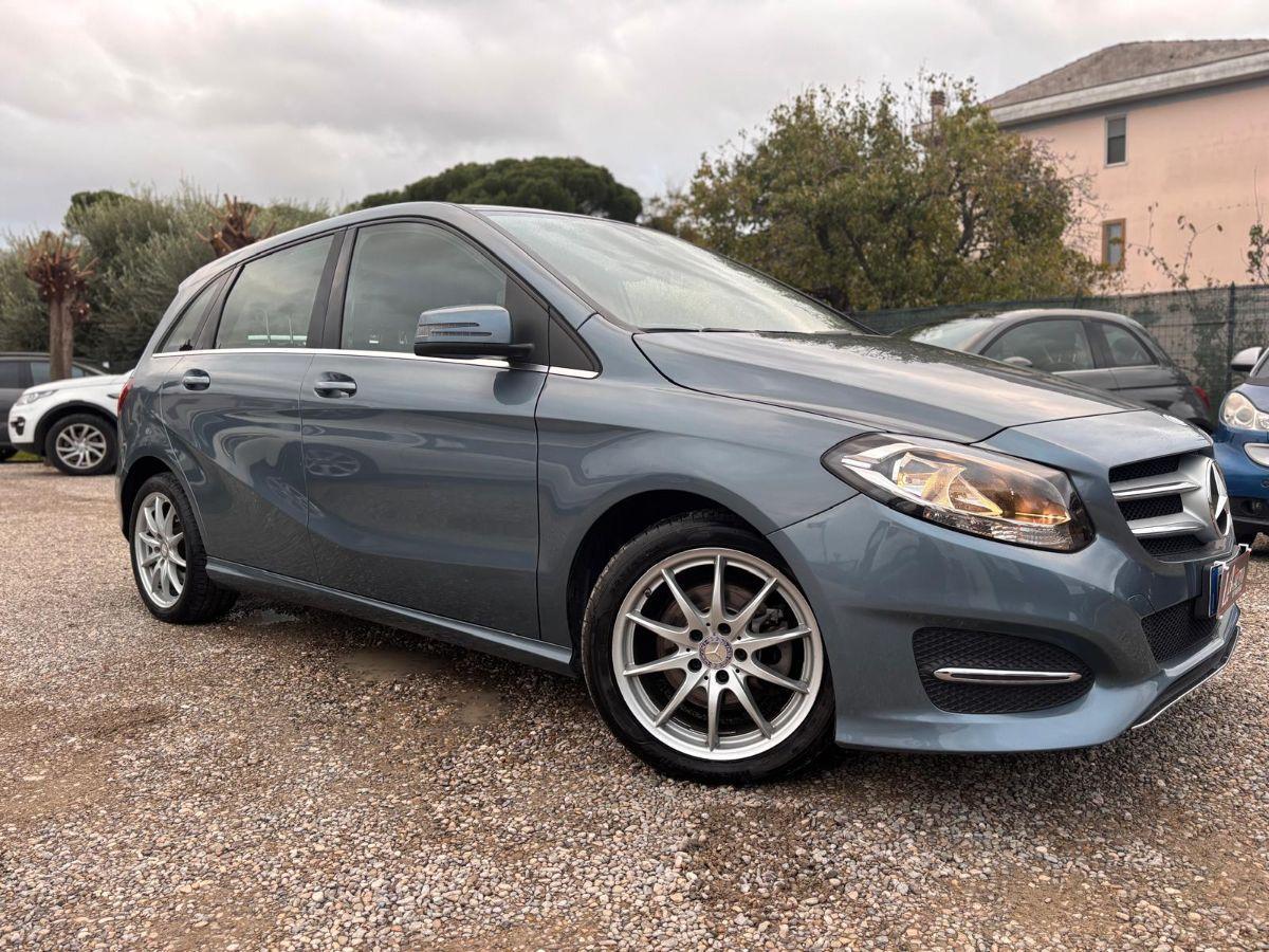 MERCEDES - Classe B - B 200 Automatic 4Matic Premium