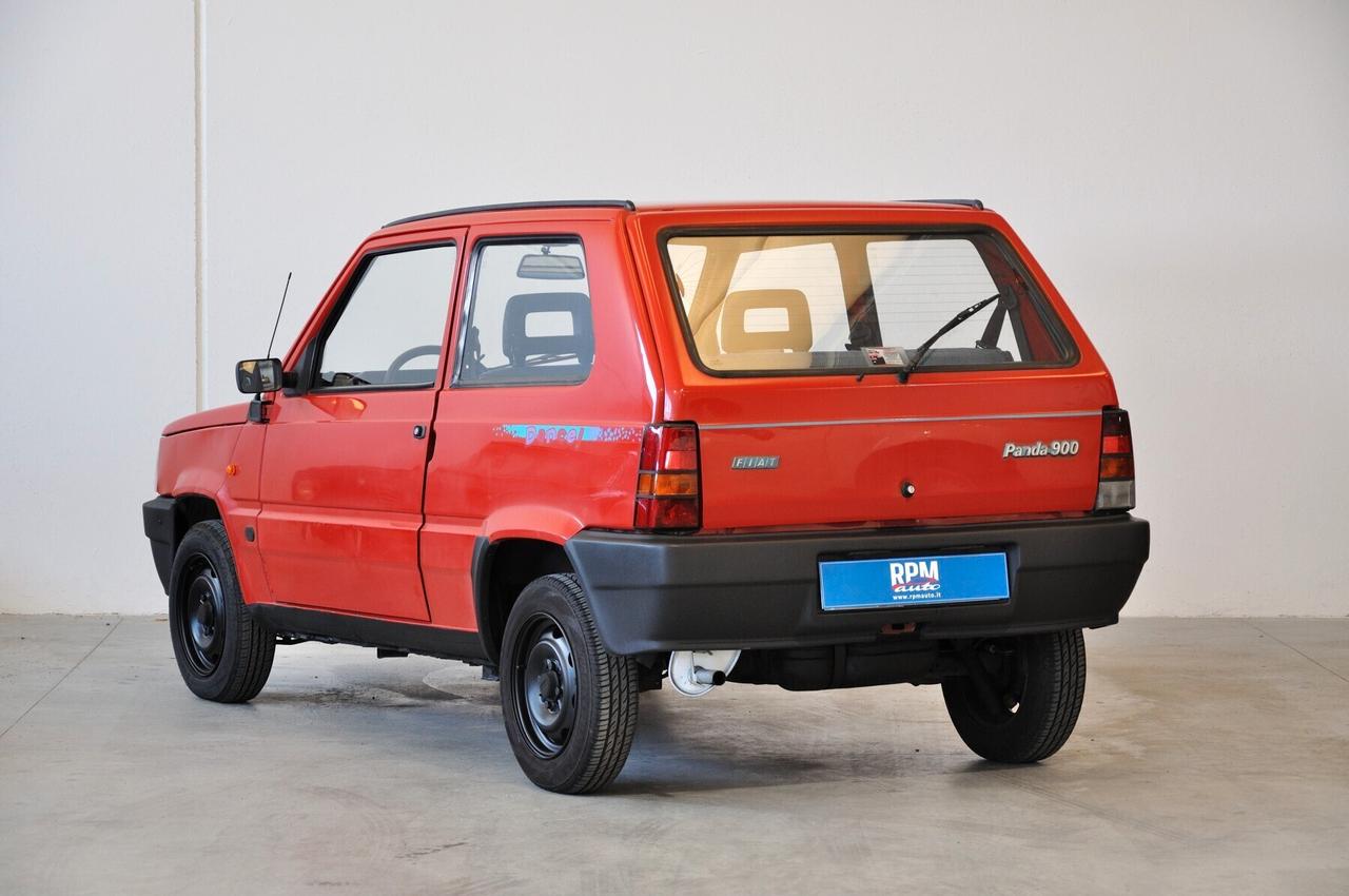 Fiat Panda 900 i.e. cat Dance CRS