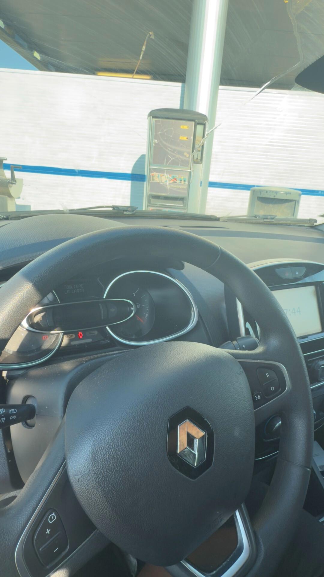 Renault Clio TCe 12V 90 CV GPL 5 porte Moschino Zen