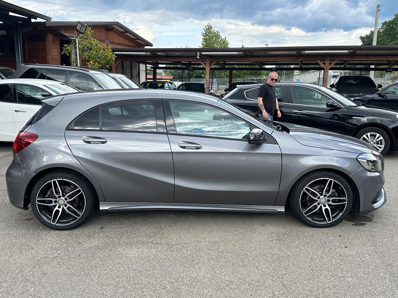 Mercedes A200d 4 matic premium amg