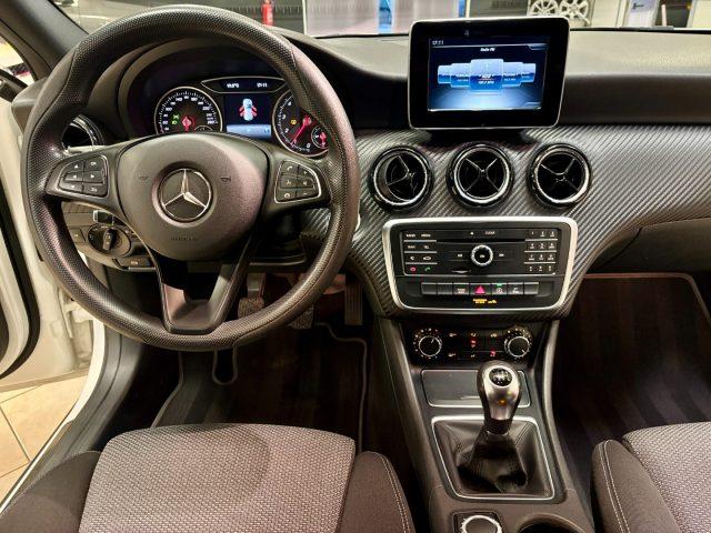 MERCEDES-BENZ GLA 180 Business OK NEOPATENTATO - KM CERTIFICATI