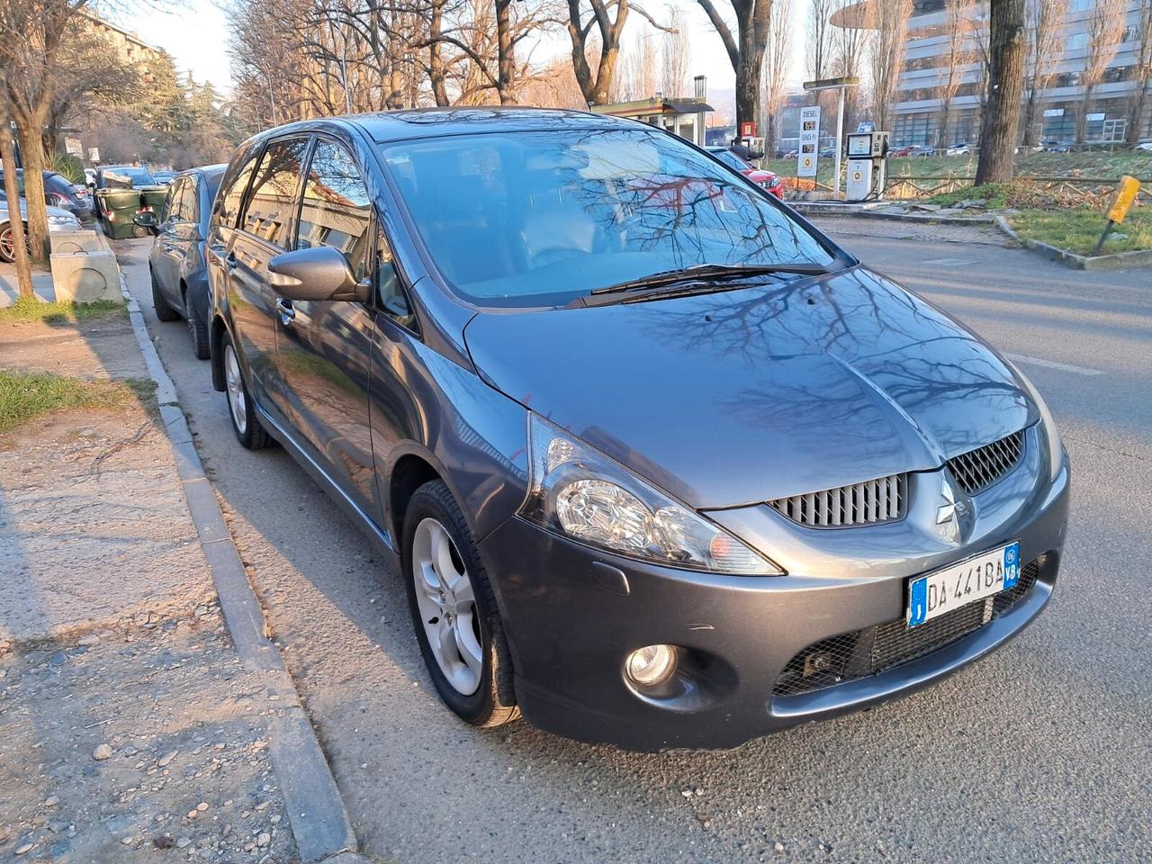 Mitsubishi Grandis 2.0 DI-D 7 posti